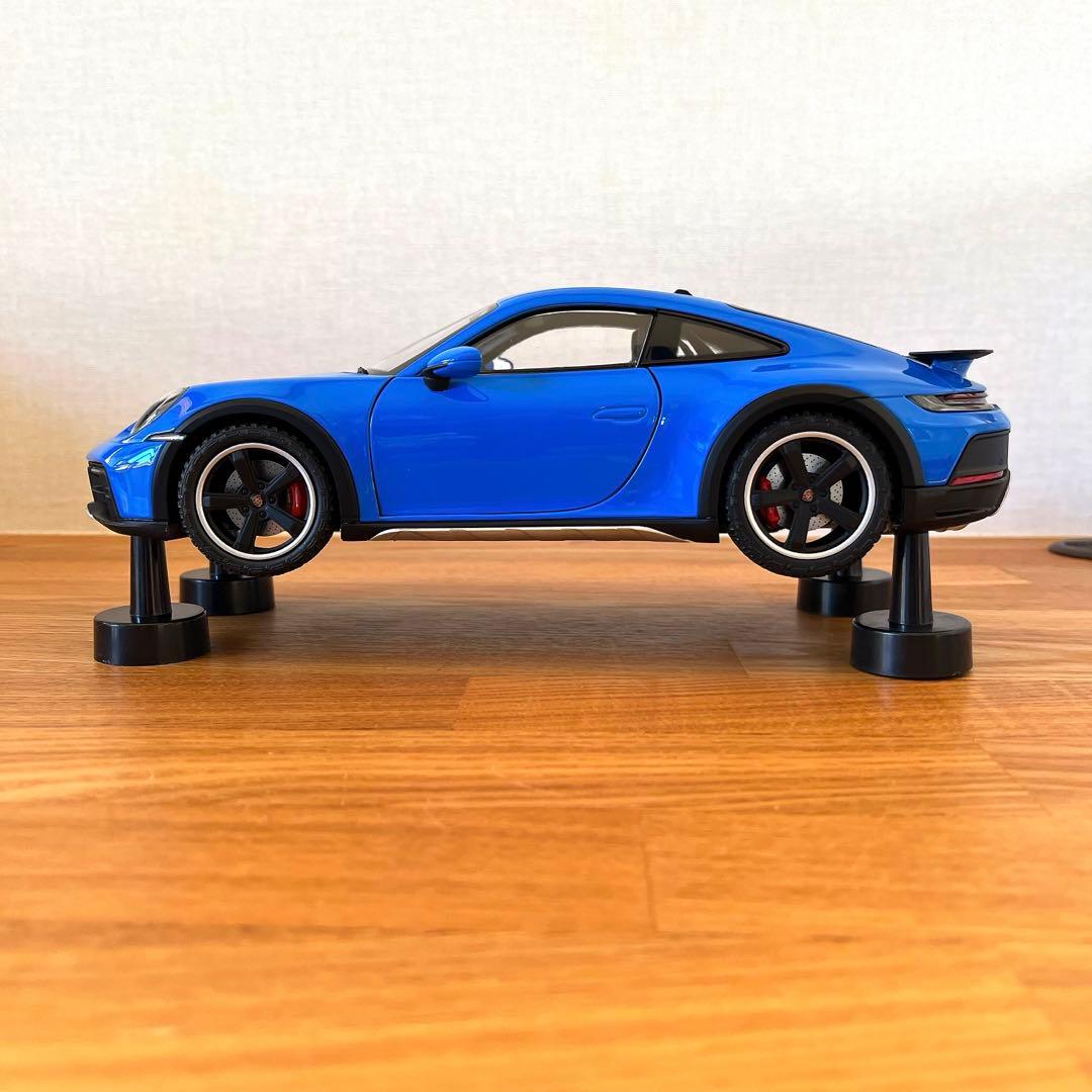 【ミニカー 美品】1/18 ミニチャンプス ポルシェ 911 ダカール 2022