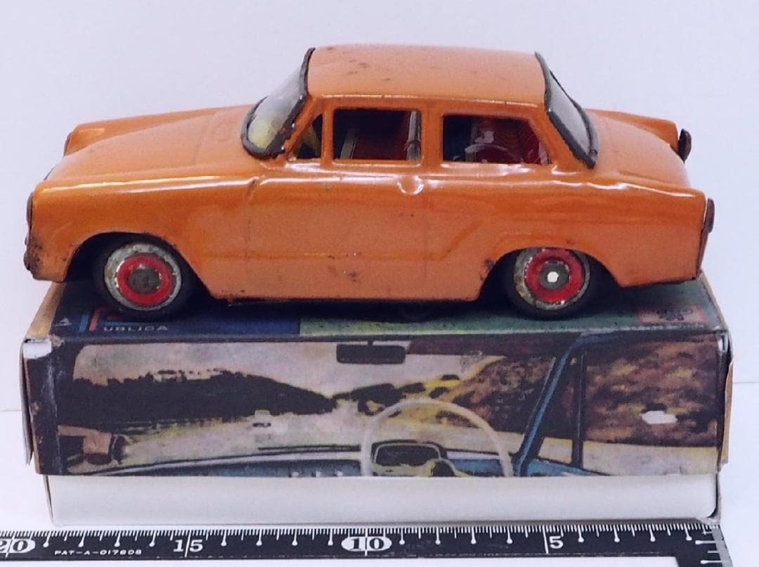 旭玩具【トヨタ パブリカ橙】ブリキtin toy carミニチュア【箱はコピー】