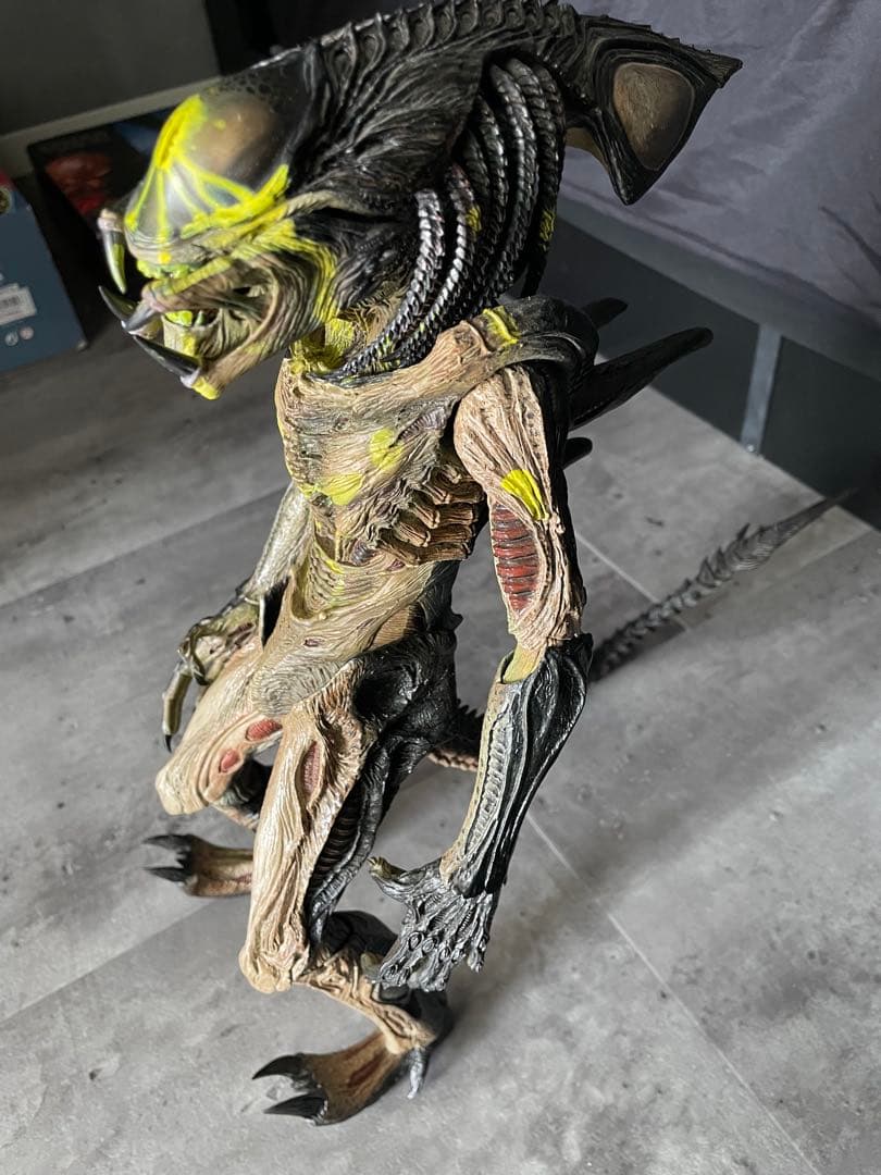 ホットトイズ プレデリアン