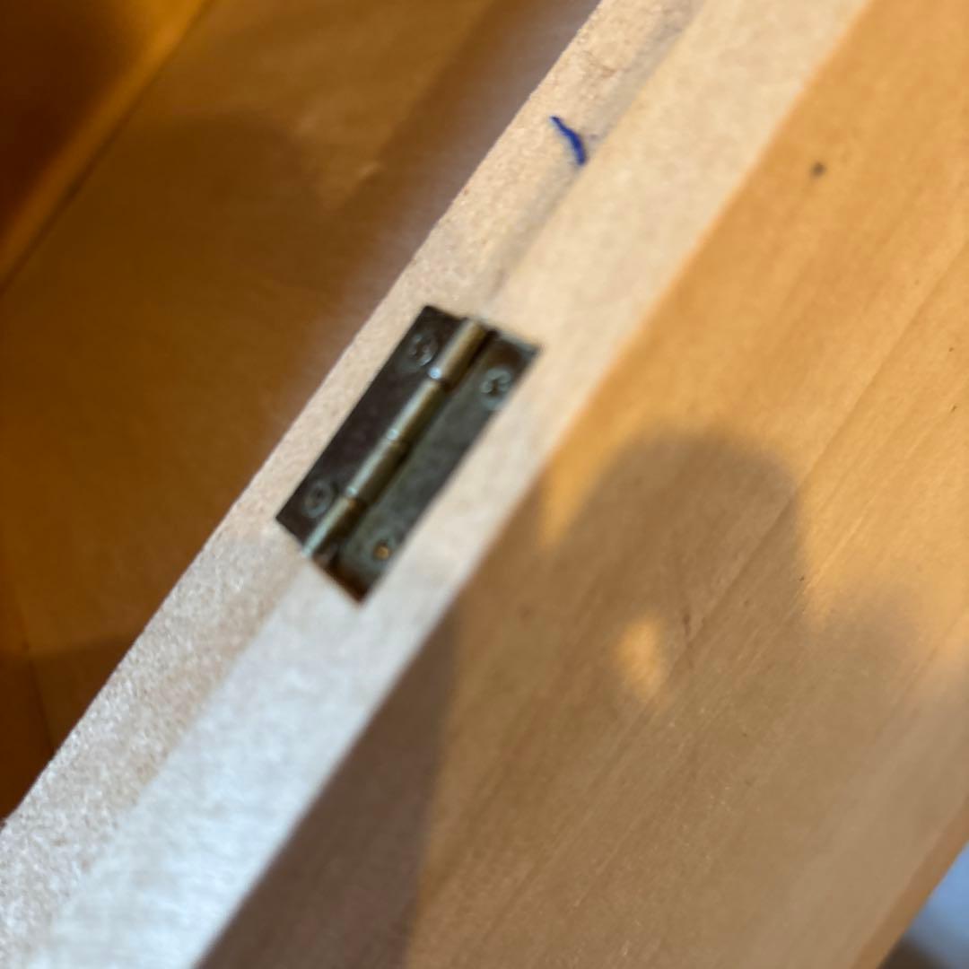 めったにない‼️美しい曲線の木製 ハート型天板 収納キャビネット