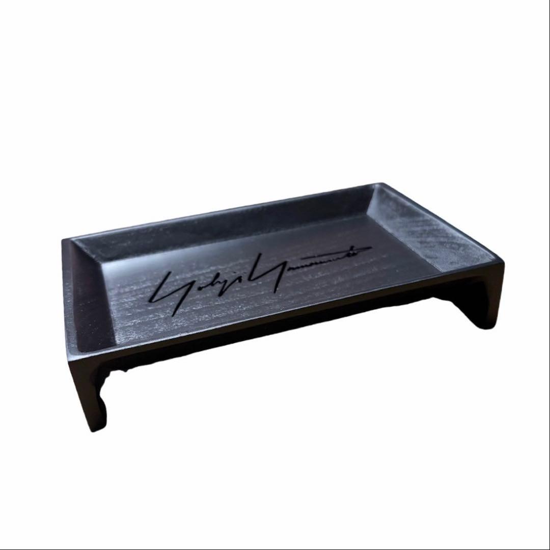新品未使用品✨YOHJI YAMAMOTO ノベルティ 木製 アクセサリートレイ
