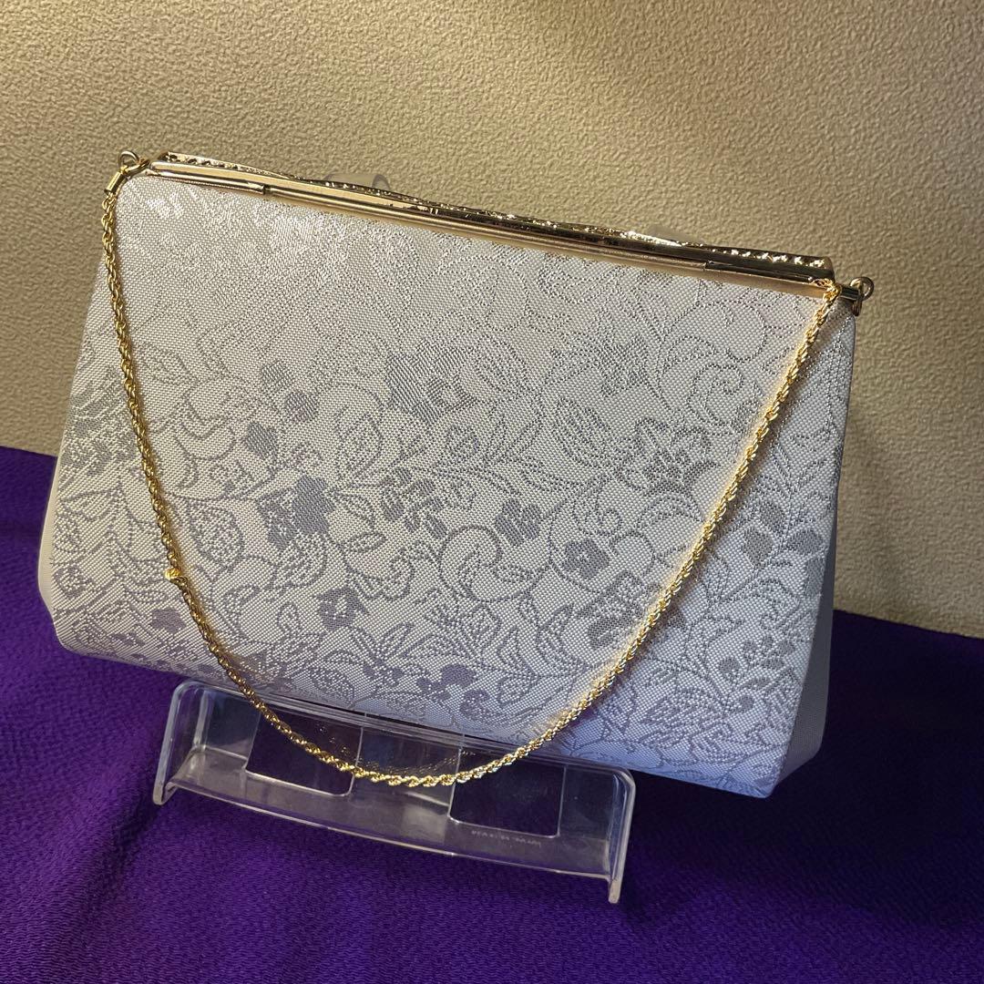 上品で華やかな雰囲気満載の　草履バッグセット　新品