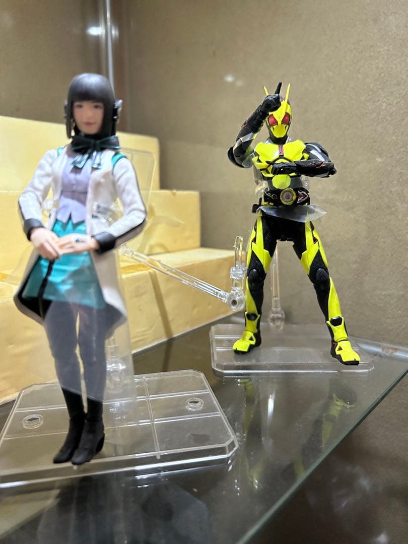 S.H.Figuarts 仮面ライダービルゼロワン イズ ゼロツーイズVer.