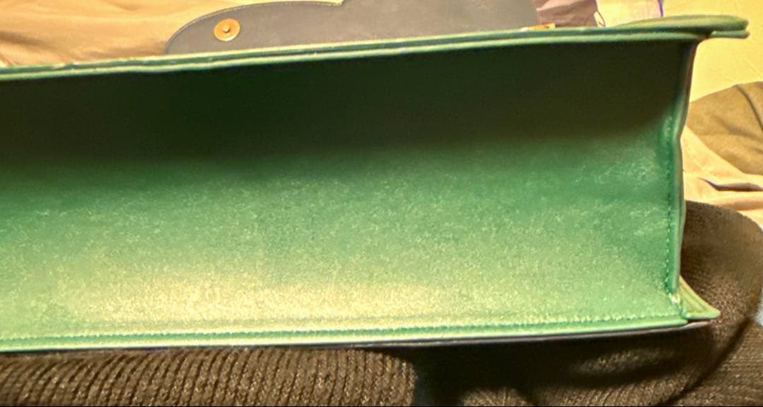 専用　CUNE ウサギフラップショルダーバッグ