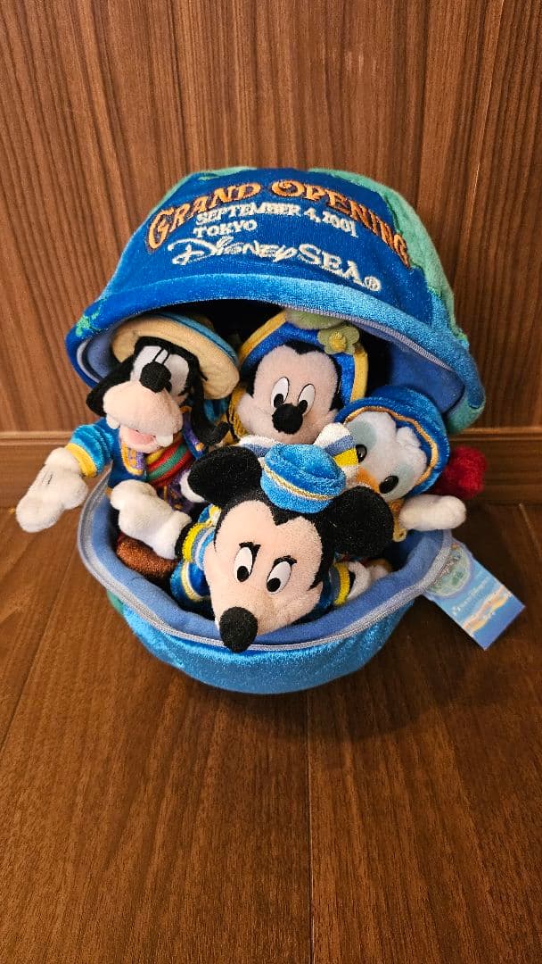 ディズニーシー グランドオープン 地球 ぬいぐるみセット タグ付き