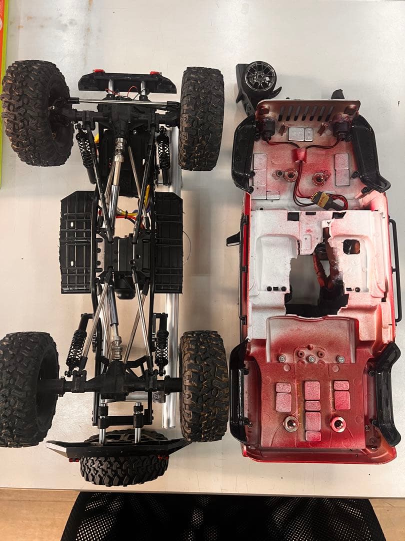 送料込み　1/10 RCクローラー　プロポ　中古　scx10 trx4