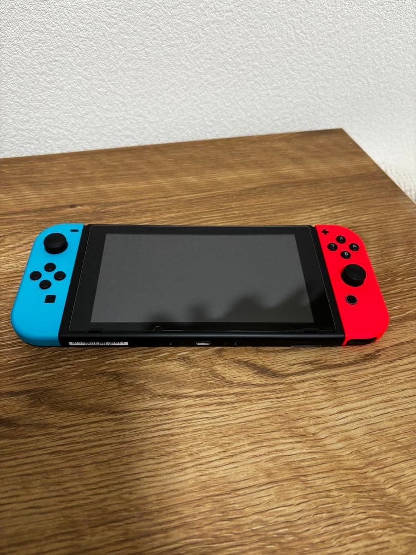 Nintendo Switch 美品　使用期間1年ほど