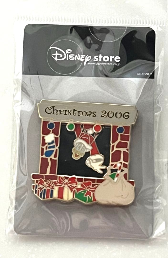 ディズニーストア クリスマス限定 2006 ピンバッジ 7個セット