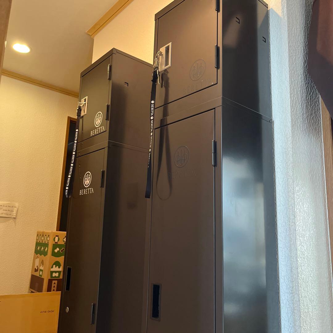 【美品】ベレッタ　ガンロッカー