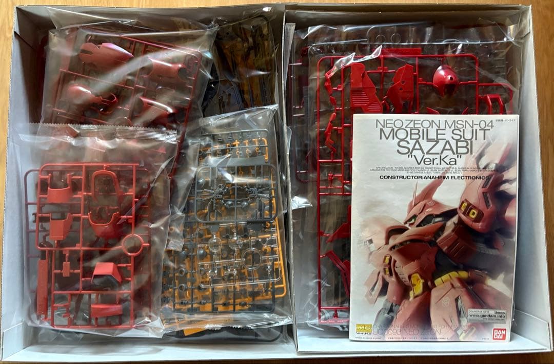 ロボット MG MSN-04 SAZABI \"Ver.Ka\"