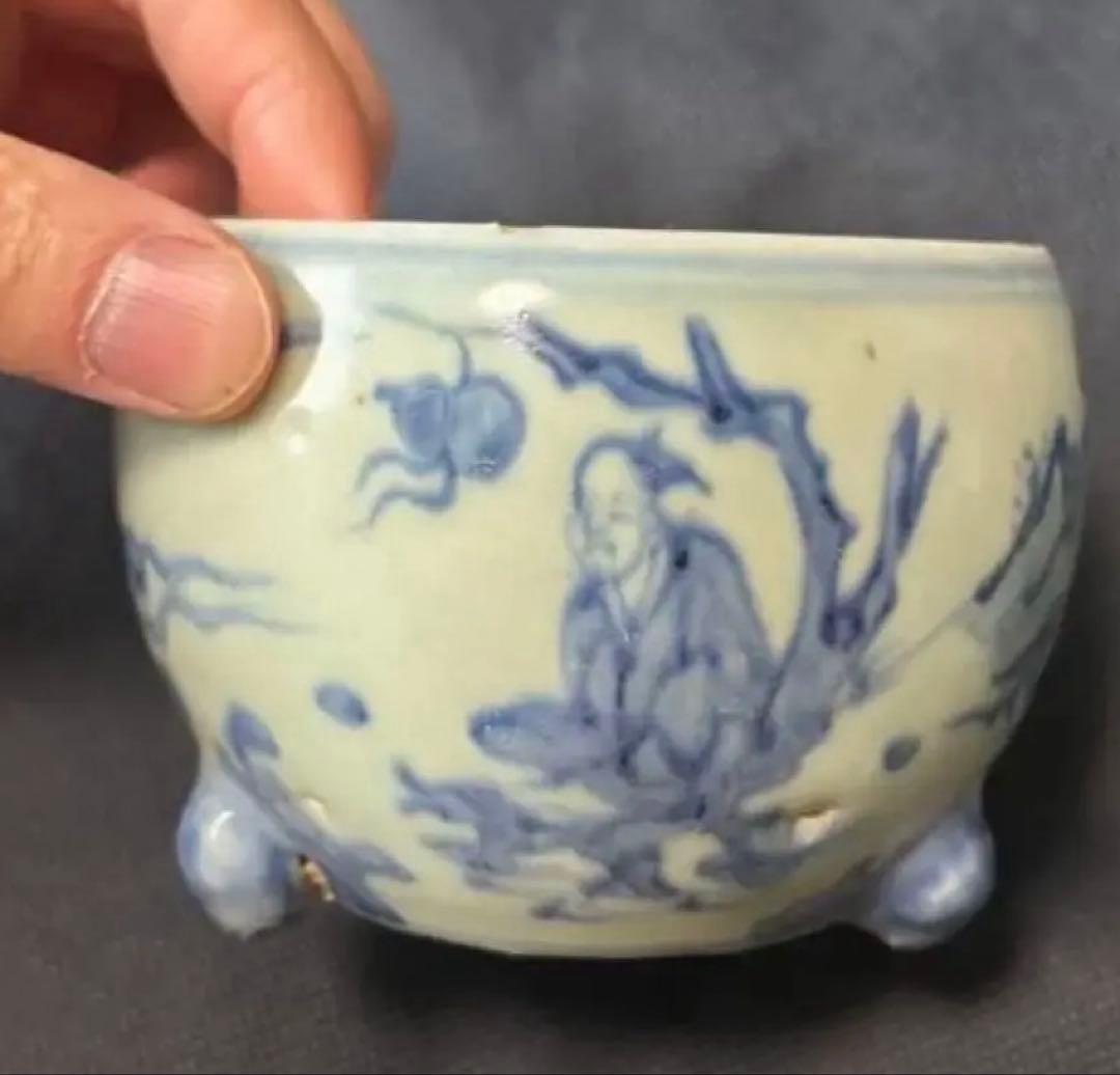 中国古美術品　明の時代 染付 青花　仙人神獣文　香炉10✖️8cm 中国古美術品 明の時代 染付 青花 仙人神獣文 香炉10✖️8cm 中国古