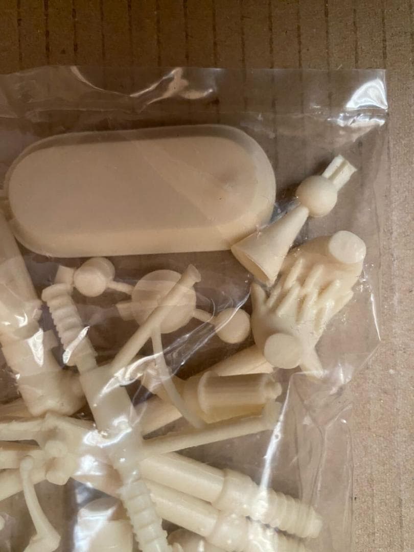 puzzle 初瀬野アルファ ヨコハマ買い出し紀行 ガレージキット