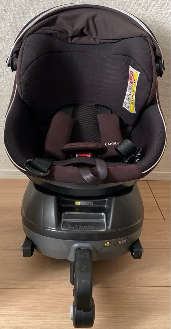 コンビ クルムーヴ スマート ISOFIX エッグショック Neo (ブラック)