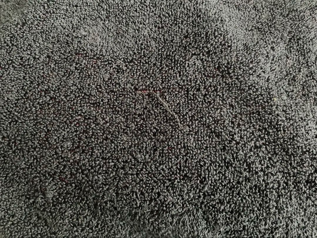 B'z(ビーズ)LIVE-GYM Pleasure'92 TIME ツアータオル - メルカリ