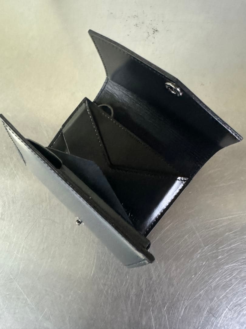 abrAsus いっぱい入る小さい財布　waku