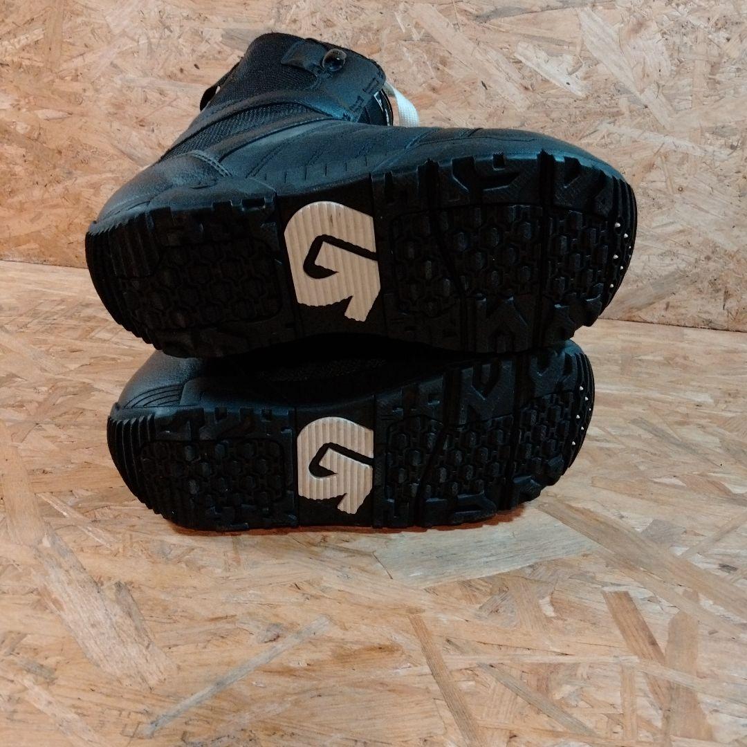 美品　BURTON　バートン 　スノーボードブーツ　送料無料 26003