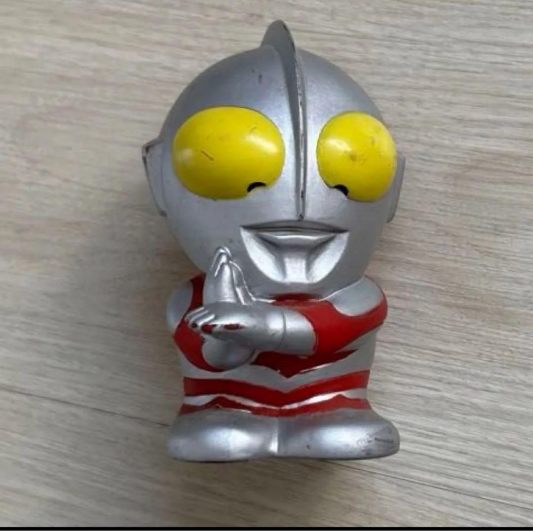 ウルトラマン 貯金箱 約13cm