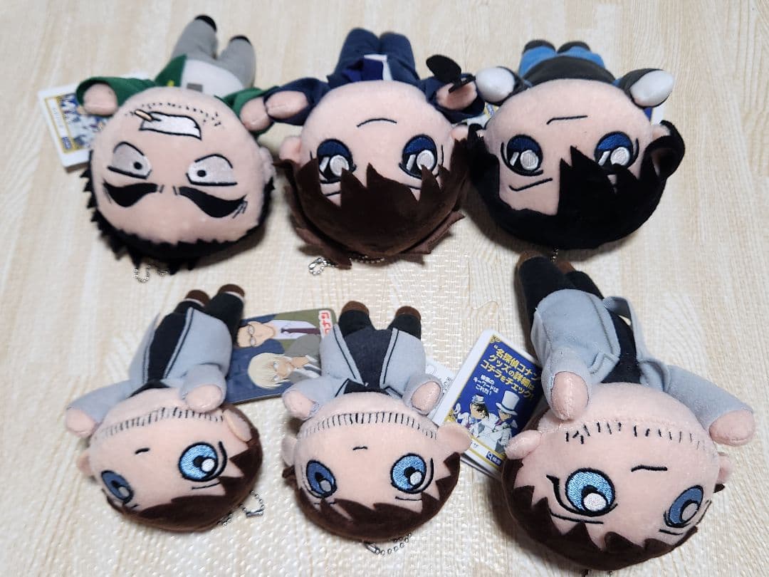 名探偵コナン 寝そべりぬい・ポーチ・クッションセット