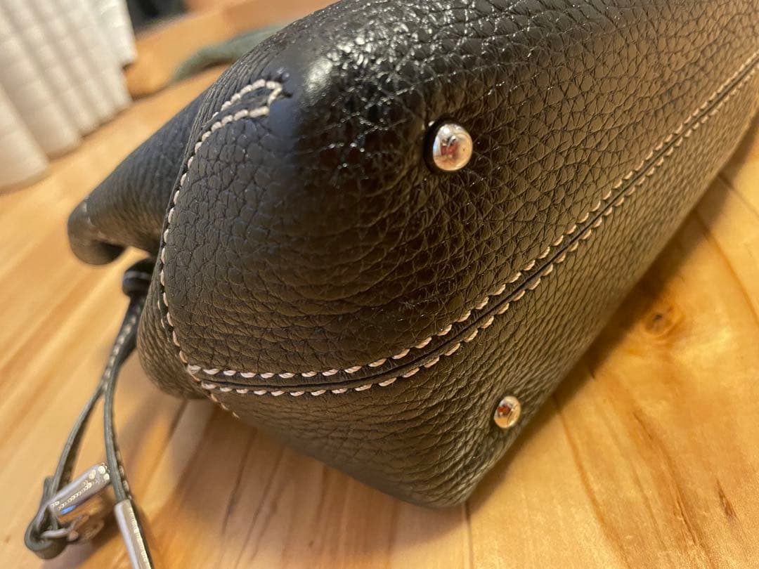 トッズ　バック　黒　レザー　手提げバック