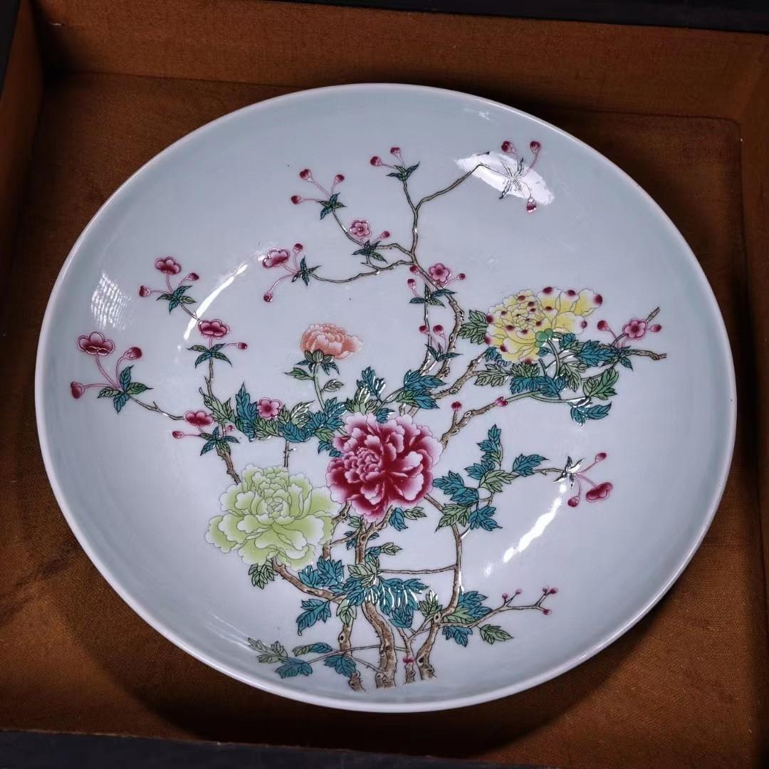中国古美術・珍蔵粉彩・花鳥絵陶磁器の中皿・純手描き・木箱
