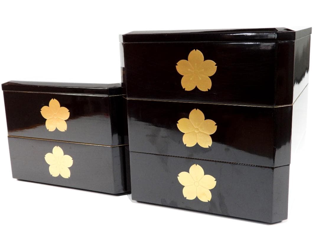 お重箱 5段重 金蒔絵 桜紋　蓋２枚 高脚台付