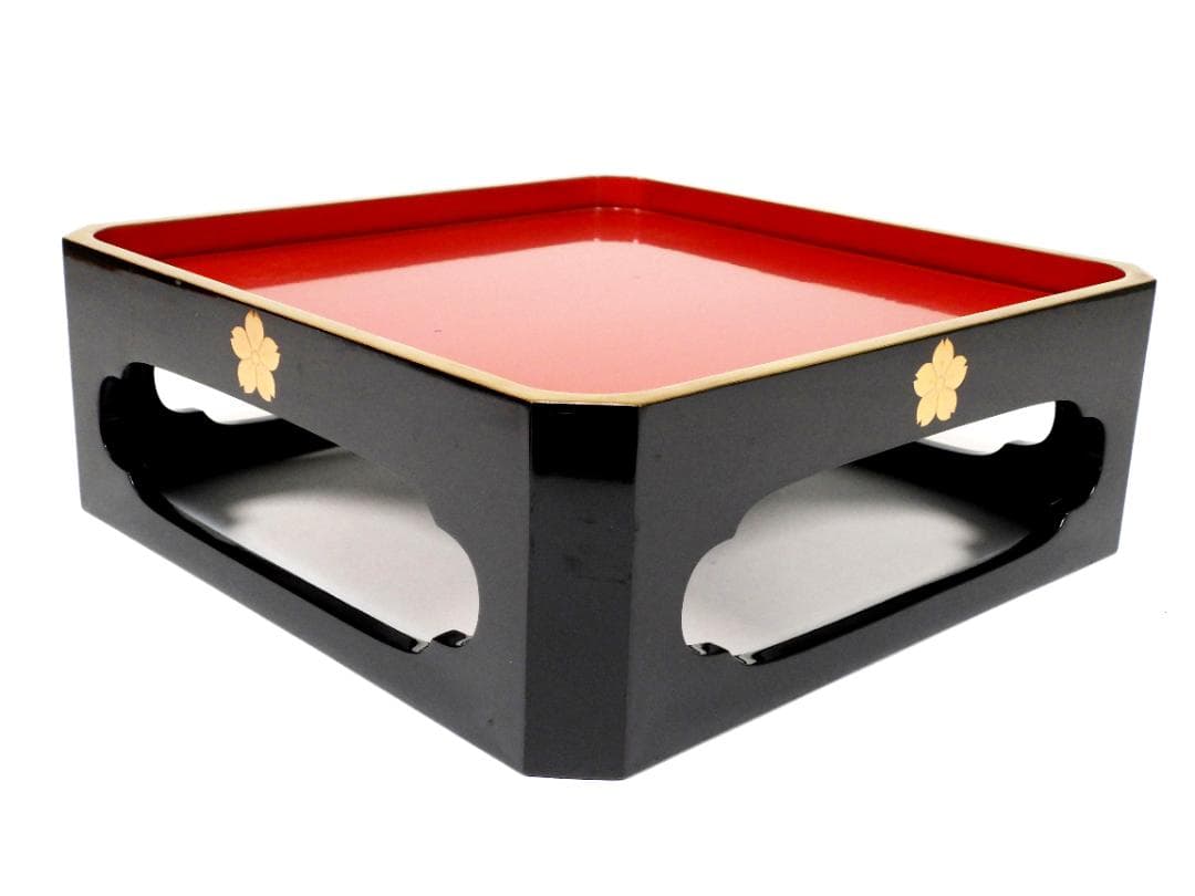 お重箱 5段重 金蒔絵 桜紋　蓋２枚 高脚台付