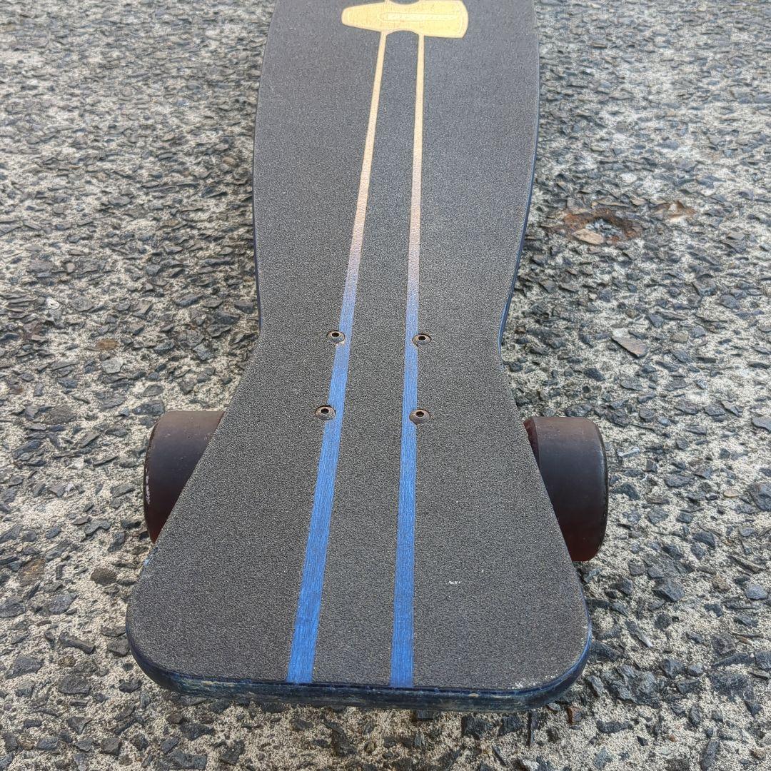 GRAVITY　ダウンヒル　ロングスケートボード　47インチ　ランダルトラック