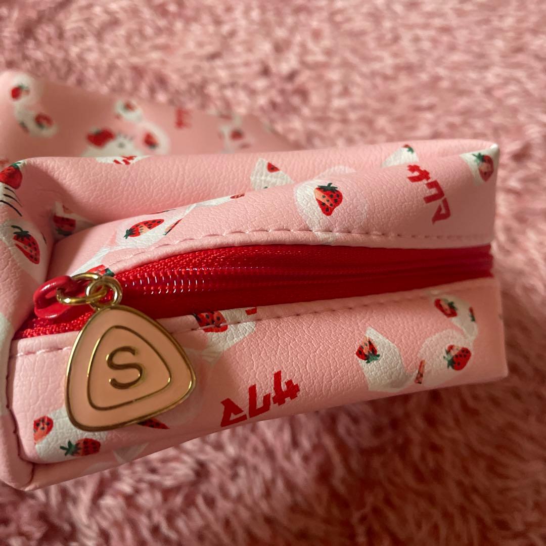 【新品未使用】サクマ×ハローキティいちごみるくコラボ柄5点セット ぬいぐるみ等