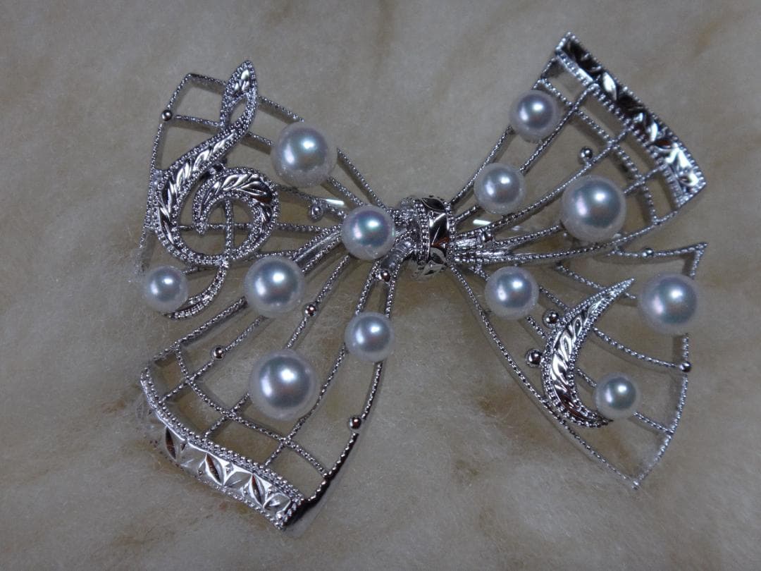 395【ミキモト】シルバーパールブローチハート箱付き