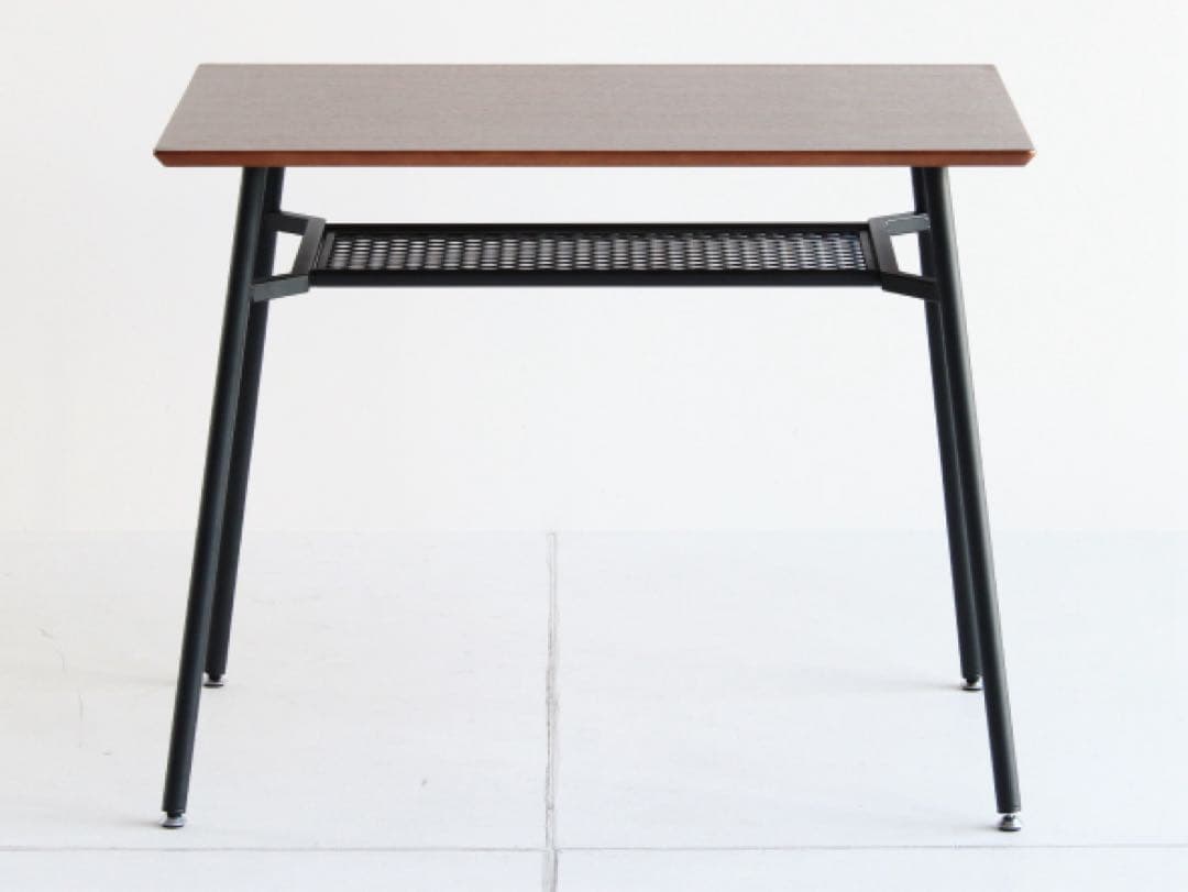 ウォールナット ダイニングテーブル