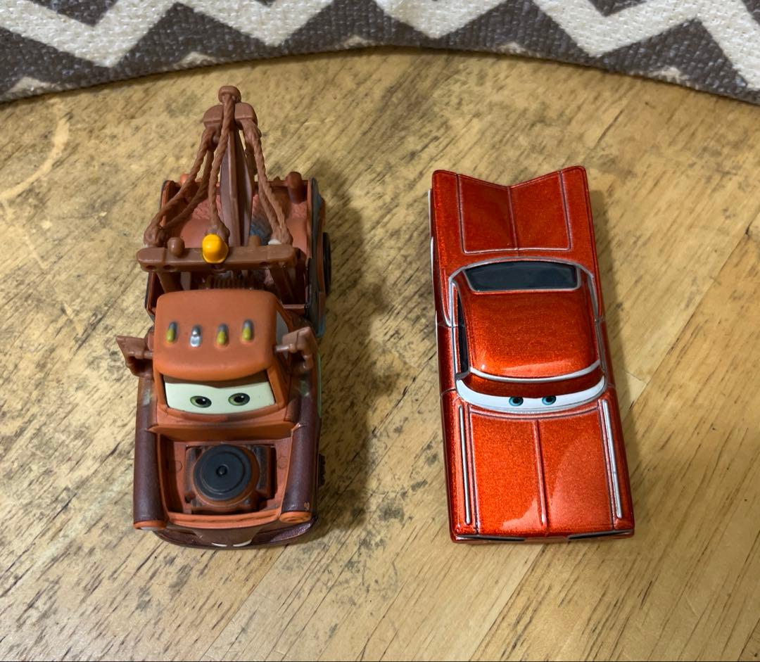 マテル　カーズ ラジエータースプリングスの仲間たち7台セット