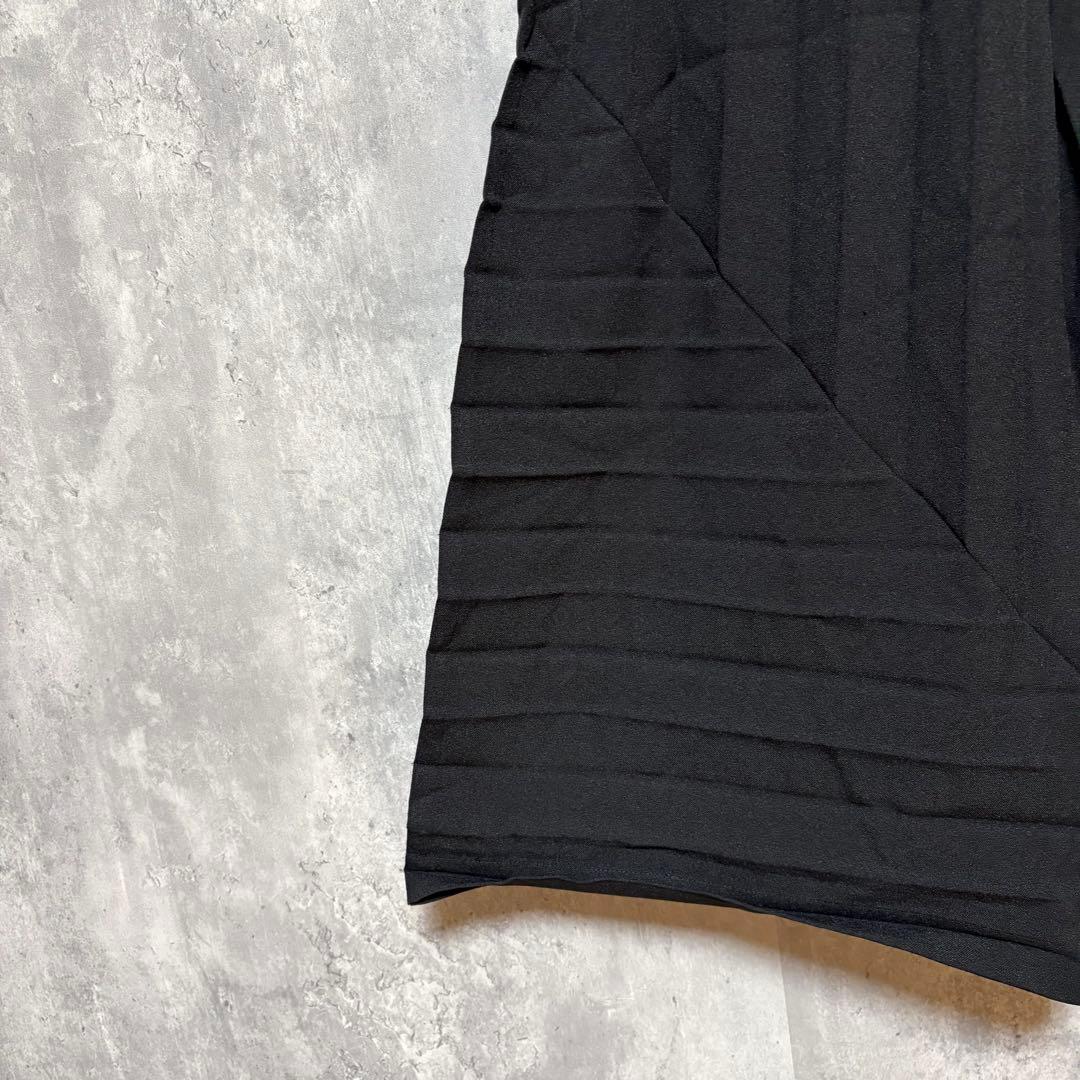 ISSEY MIYAKE me イッセイミヤケ　ランダムプリーツパンツ