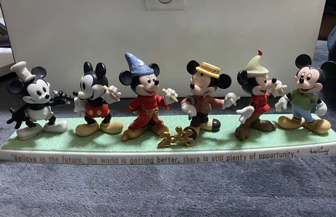 ディズニー ミッキーマウス ミレニアムフィギュア 2000年 限定 500 陶器