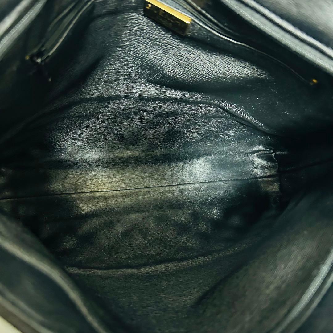 GIVENCHY ジバンシー レザー チェーン トートバッグ キルティング　黒