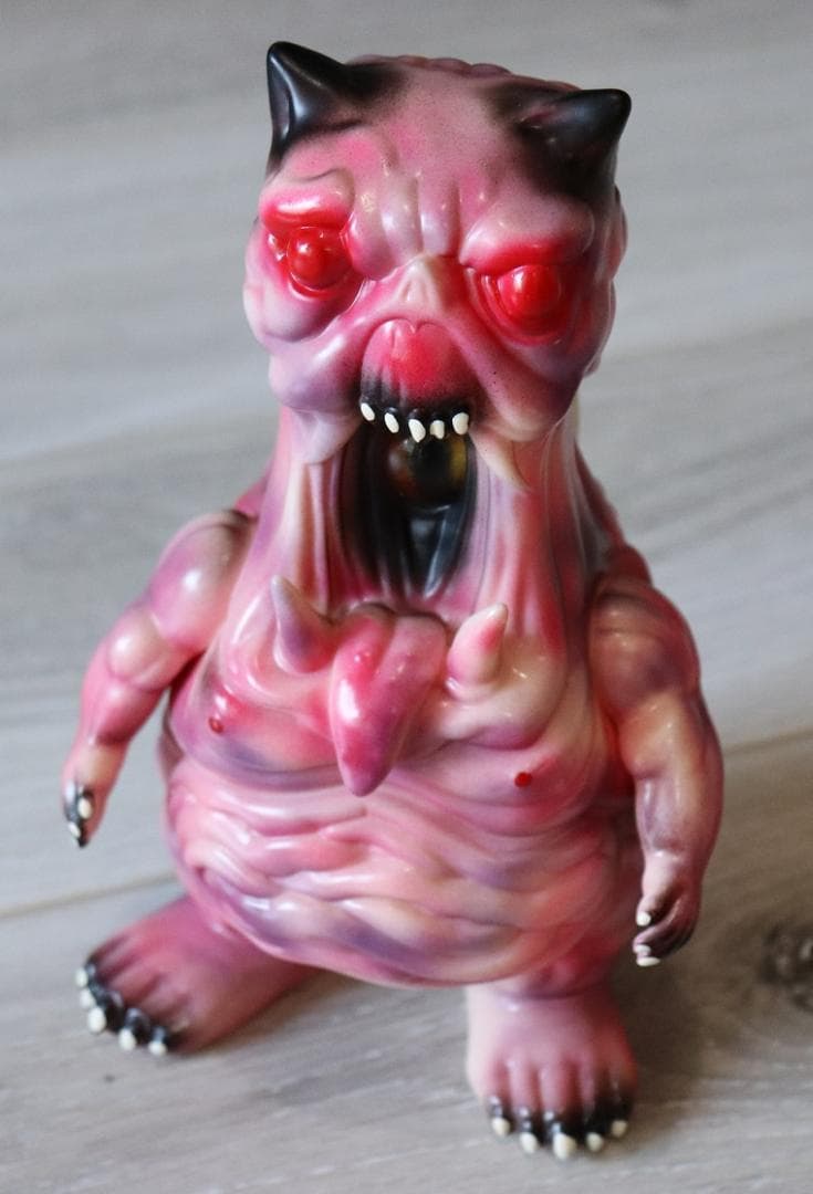 新品mujicheng99×Michael Deveraサイン入り1点物ソフビ2