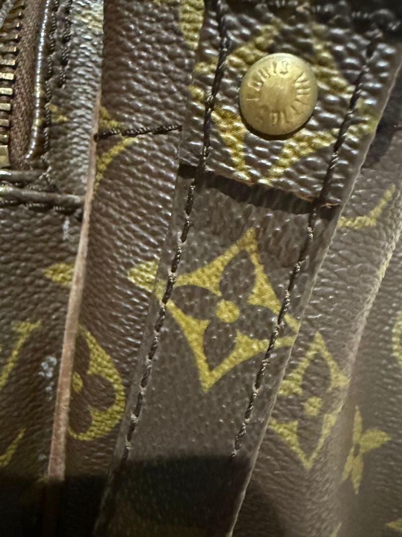 ルイヴィトン　ミグラトゥール　M45244　モノグラム　ショルダーバッグ