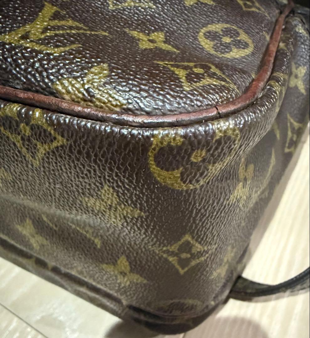 ルイヴィトン　ミグラトゥール　M45244　モノグラム　ショルダーバッグ