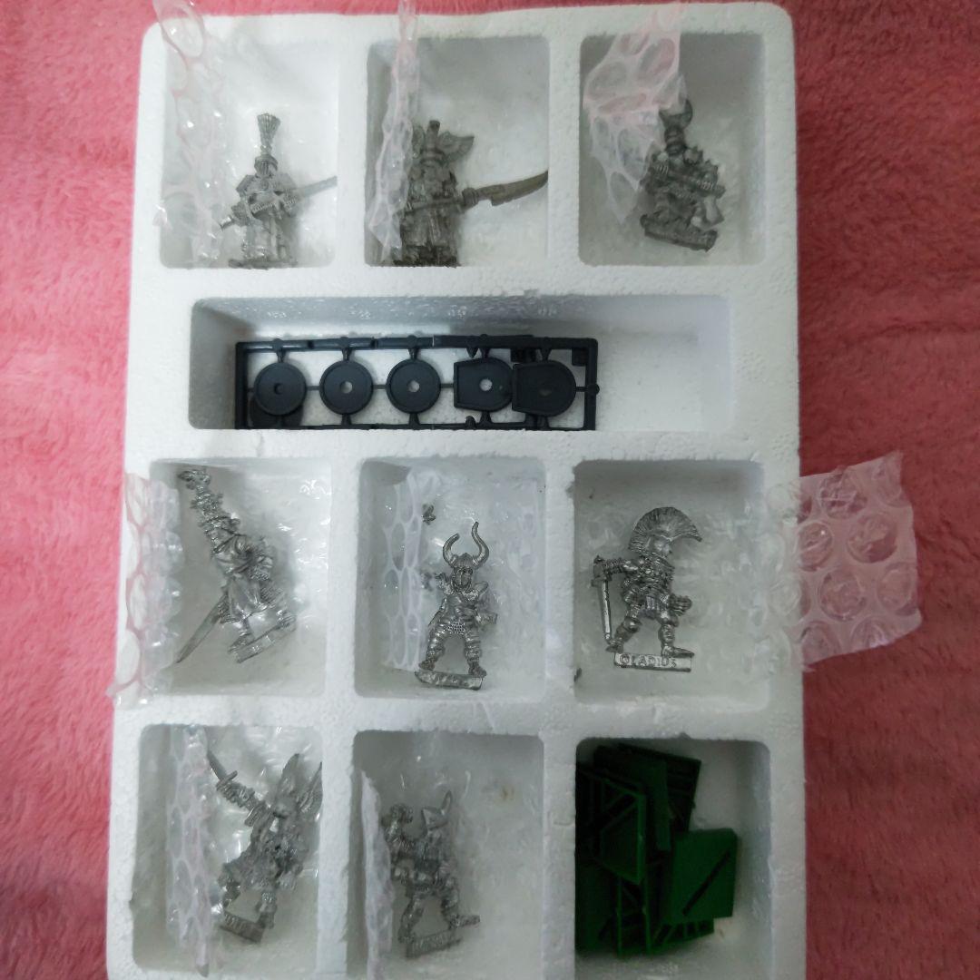 メタルフィギュア　CITADEL 製　HEROIC FIGHTERS