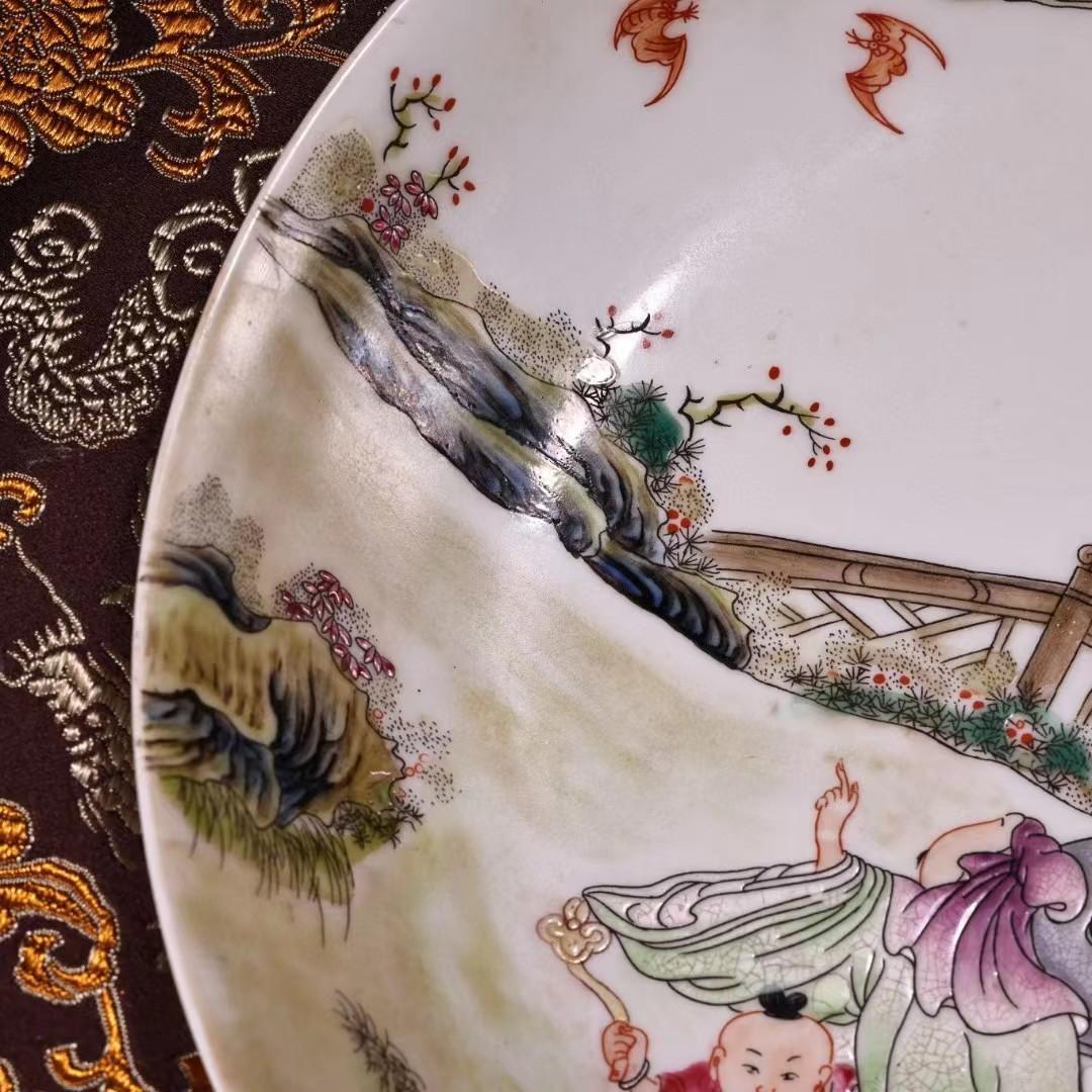 中国古美術・珍蔵粉彩・人物風景絵磁器の中皿・純手描き・箱付・置物・文房具・観賞皿