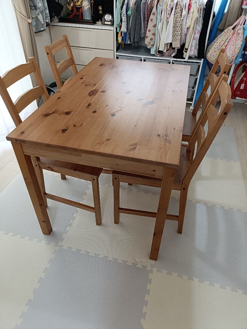 【ミルク】IKEA　ダイニングテーブルセットとベビーモニター