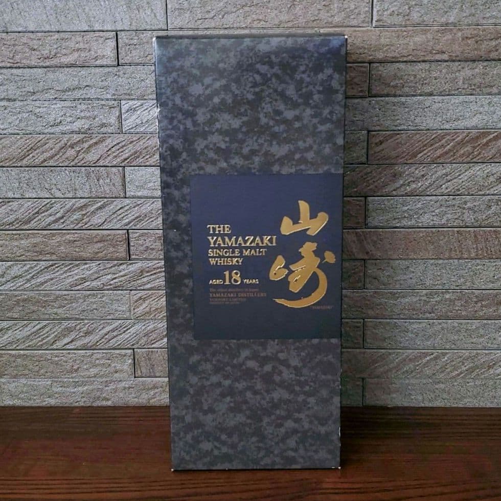 山崎 18年 700ml 空瓶 未洗浄 化粧箱付き