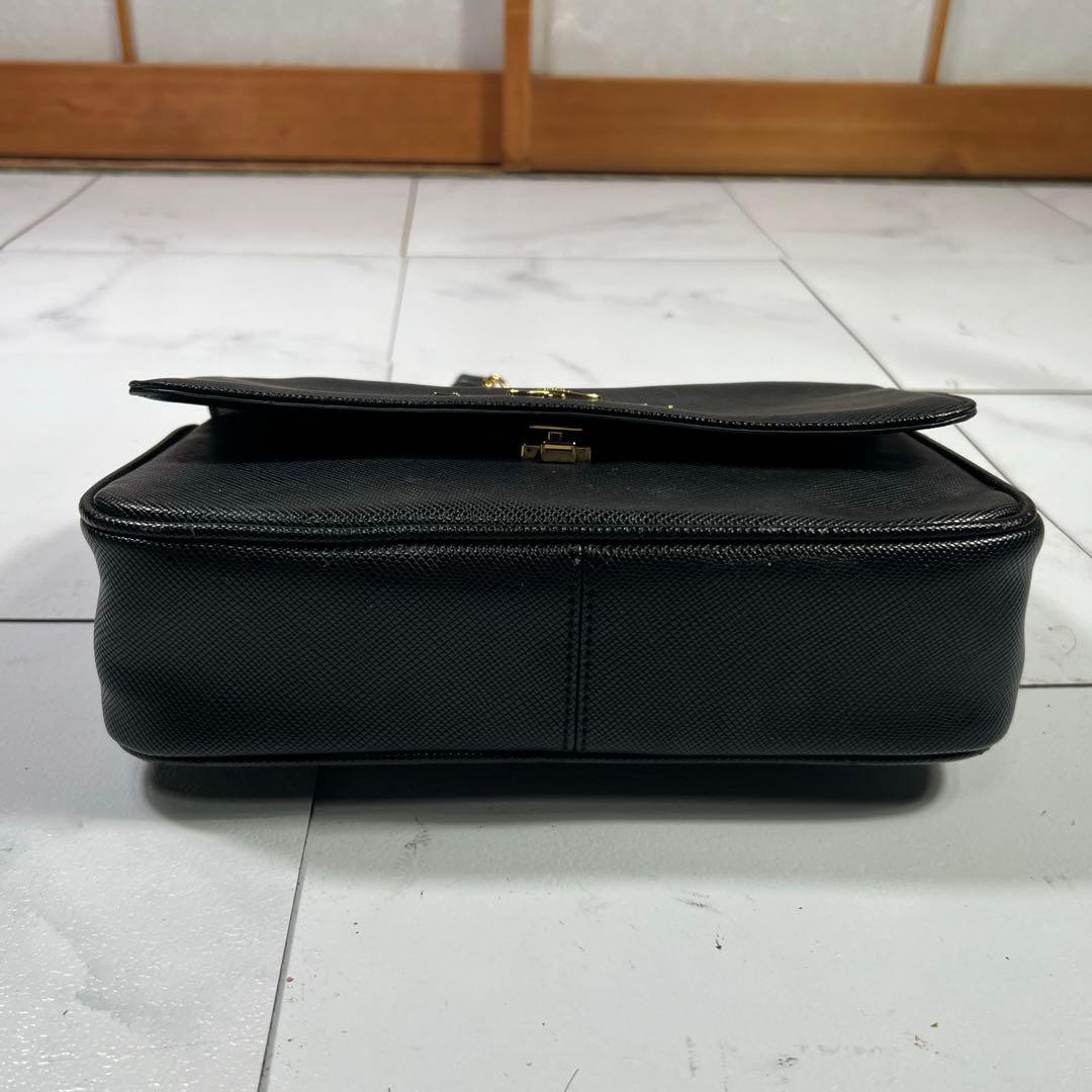 ヴィヴィアンウエストウッド アングロマニア チェーン ショルダーバッグ 黒