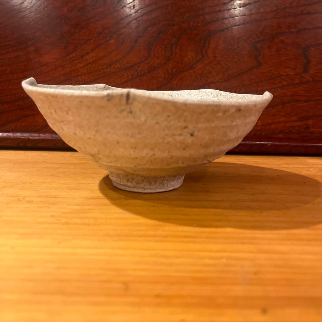 辻村唯 自然釉輪花茶碗 美術品・アンティーク・コレクション
