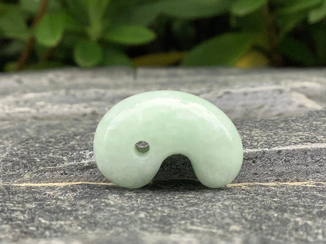 ✳神様からの授かり*糸魚川翡翠勾玉 極上高品質端材使用 縁起