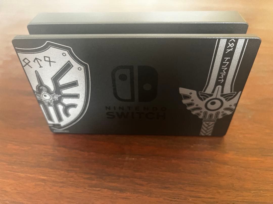 【動作確認済】Nintendo Switch ロトエディション（ソフトなし）