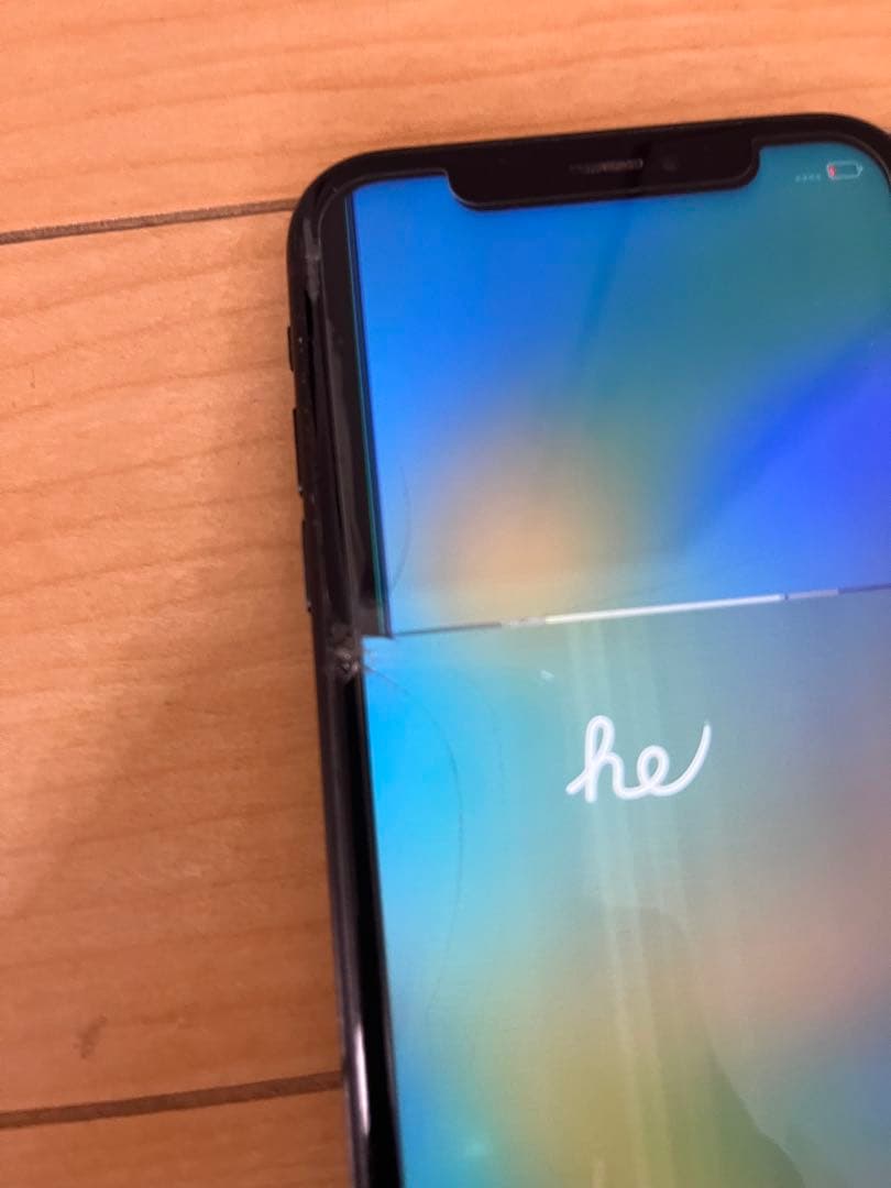 iPhoneXR 本体　画面ヒビ　液晶漏れ　初期化済み
