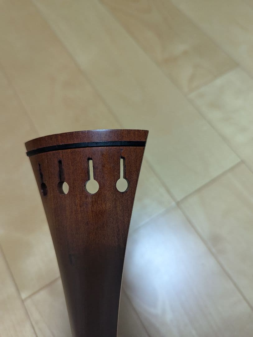 超希少 Bogaro & Clemente チェロテールピース