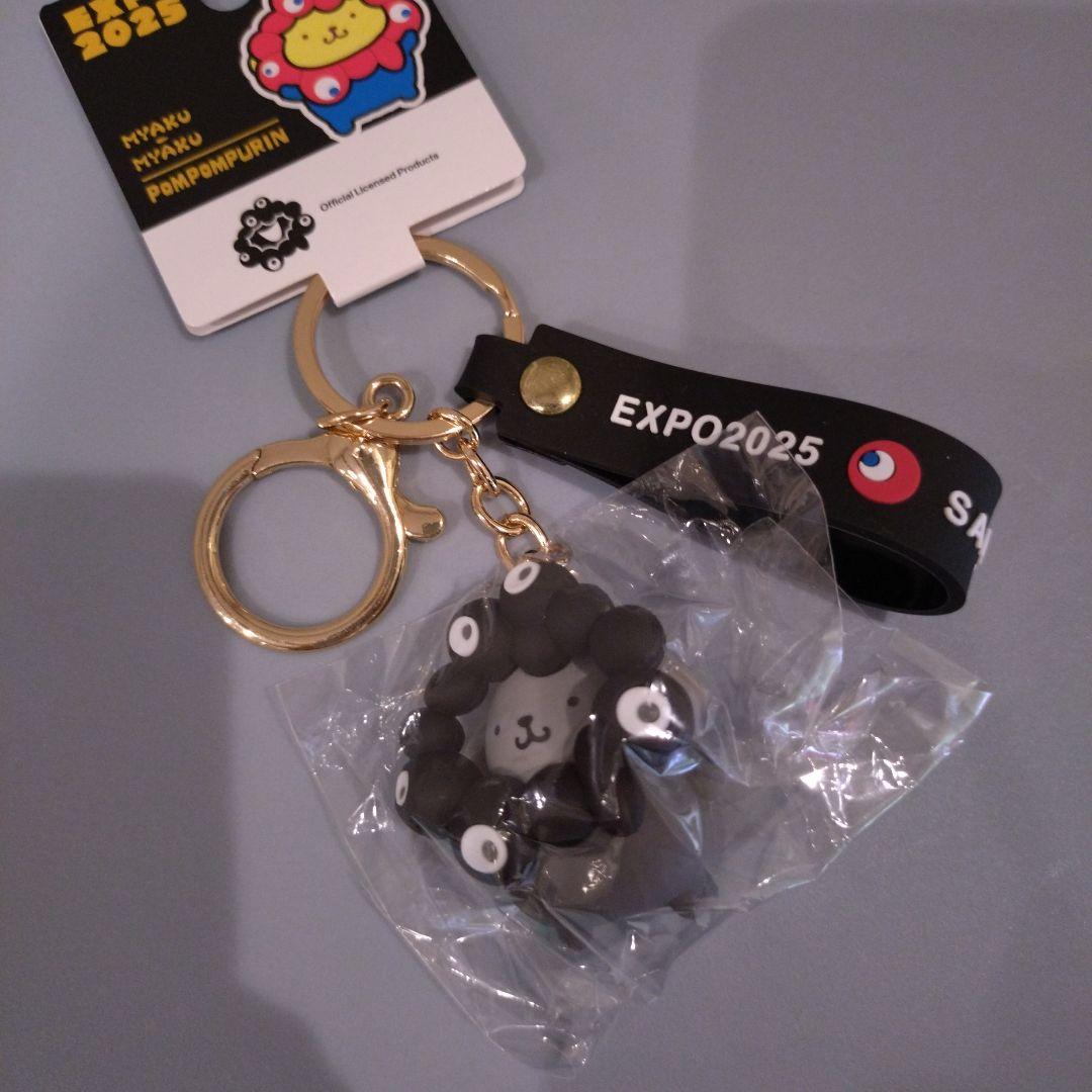 ポムポムプリン　シナモロール　 EXPO2025 黒アクリルキーホルダー