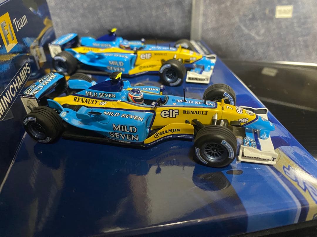 1/43 マイルドセブンルノーRS23 #7 トゥルーリ #8 アロンソ2003