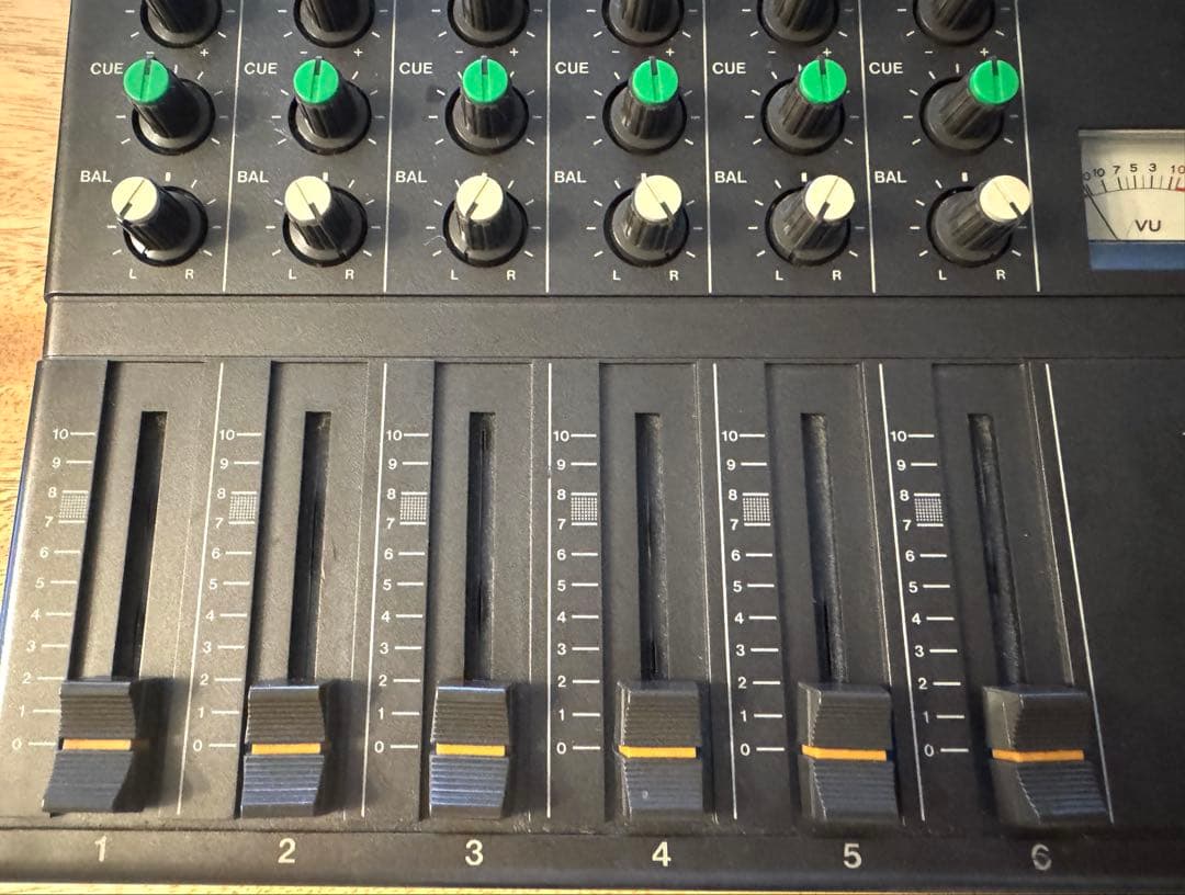 【動作確認済】TASCAM M-06ST アナログミキサー